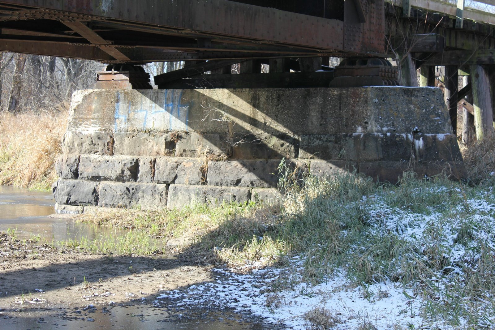North main pier